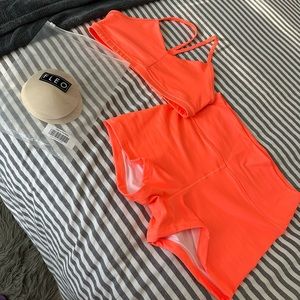 Fleo bra/shorts neon coral set